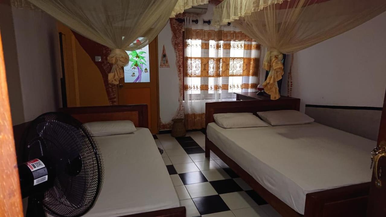 Leopard City Hostel Yala Tissamaharama Eksteriør billede
