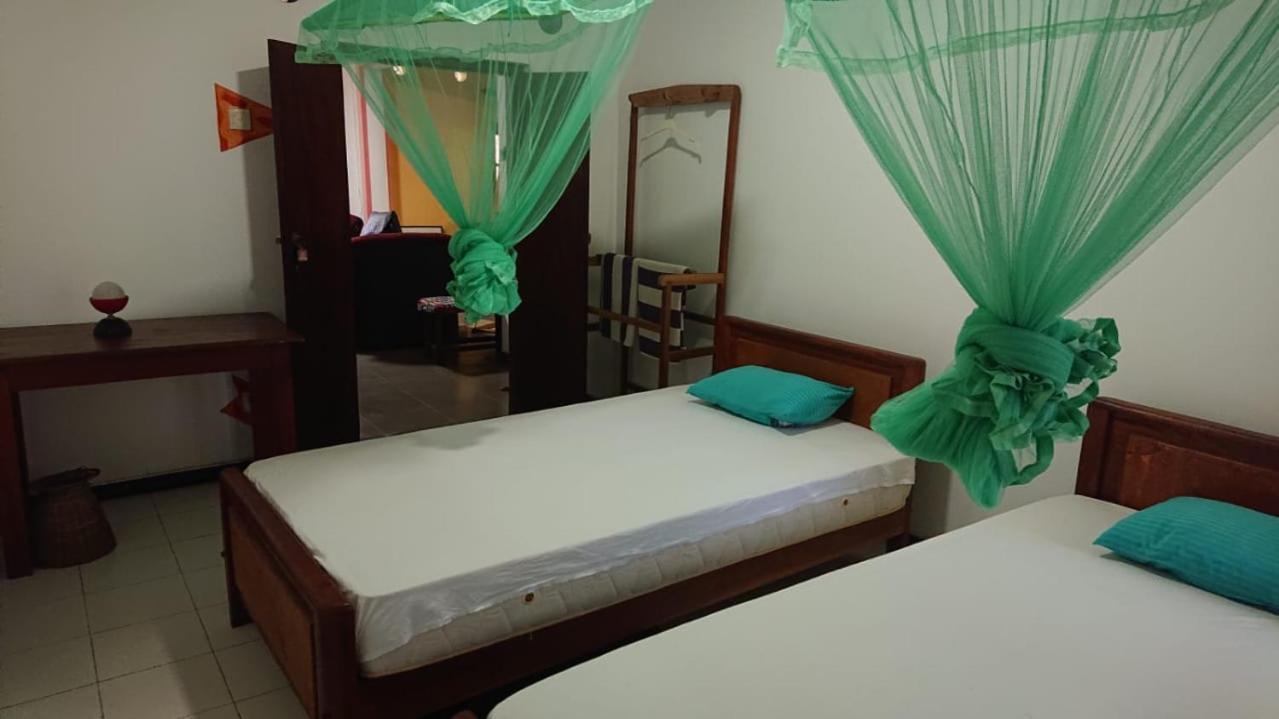Leopard City Hostel Yala Tissamaharama Eksteriør billede
