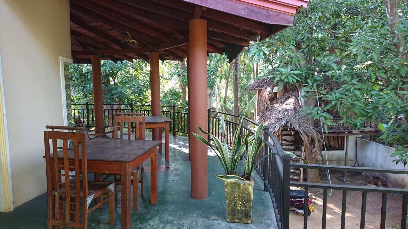 Leopard City Hostel Yala Tissamaharama Eksteriør billede