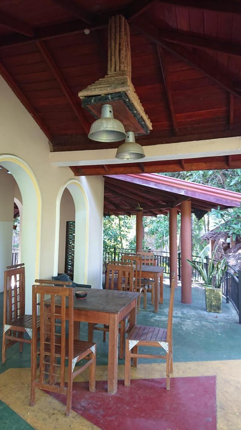 Leopard City Hostel Yala Tissamaharama Eksteriør billede