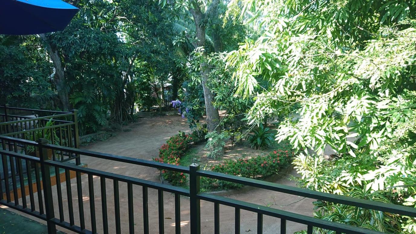 Leopard City Hostel Yala Tissamaharama Eksteriør billede