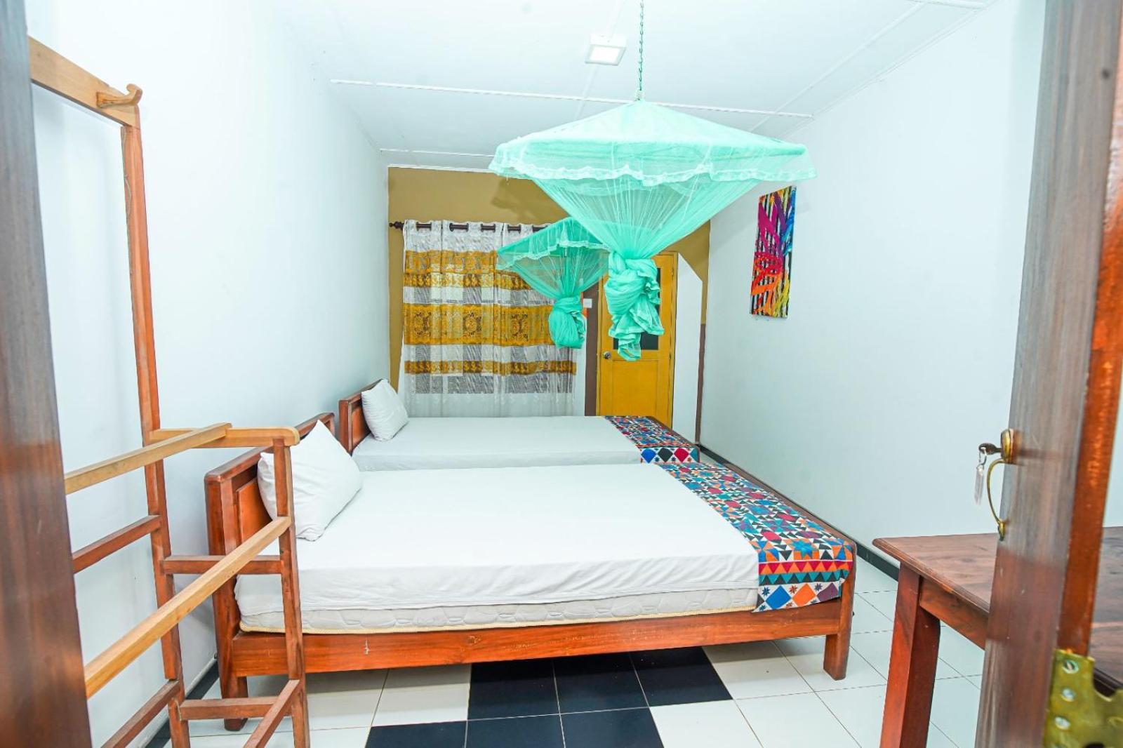 Leopard City Hostel Yala Tissamaharama Eksteriør billede